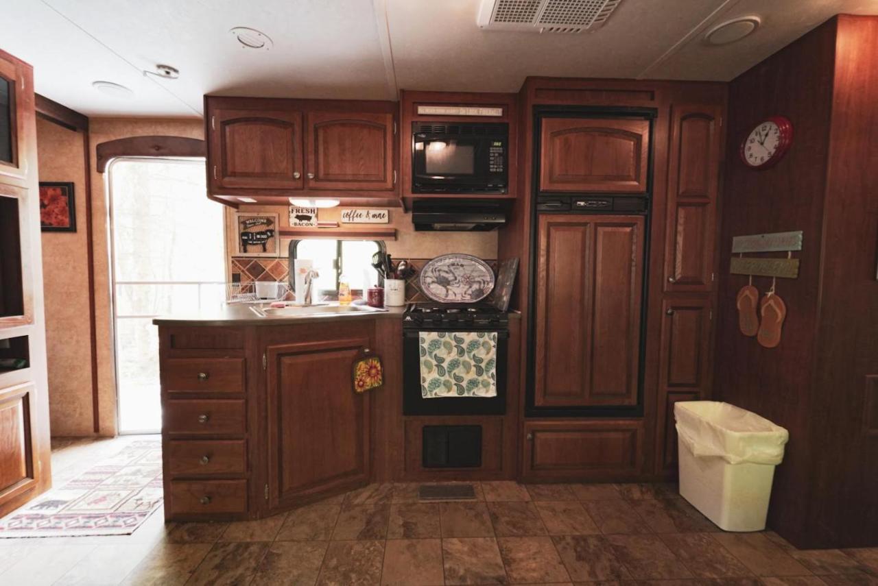Rv Adventure Roscoe Pet Friendly 호텔 외부 사진